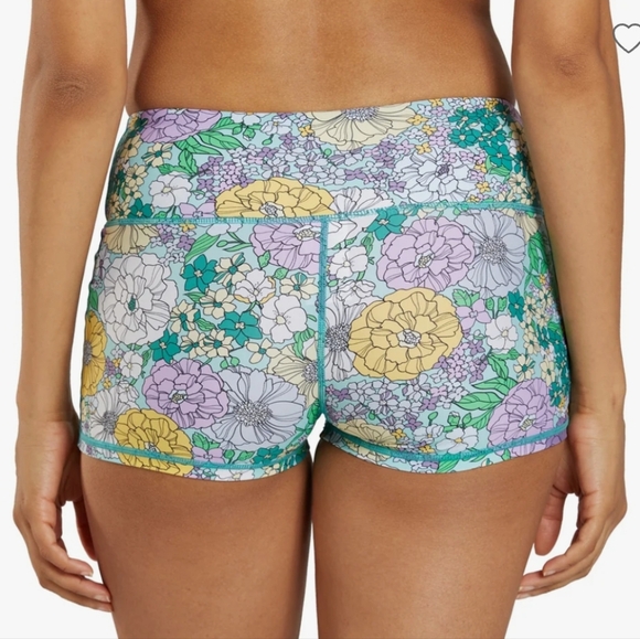 SPORTI Active Bondi 2 Piece Set in Bondi Floral Print - Picture 3 of 16